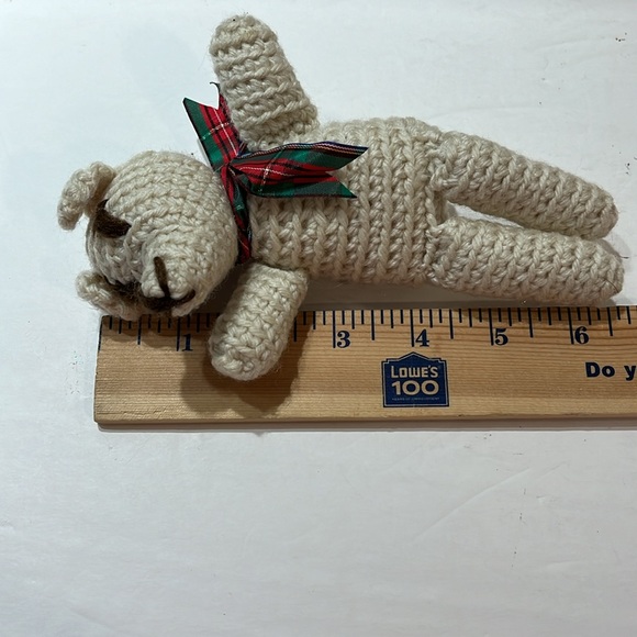 Handmade crochet teddy bear size 6.5”, color: beige with plaid neck ribbon - Picture 5 of 5